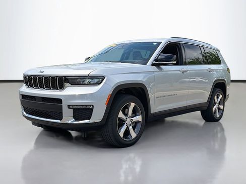Used 2021 Jeep Grand Cherokee L Limited AWD/4WD image 2