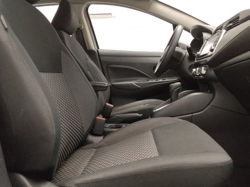 Used 2020 Nissan Versa S FWD image 21