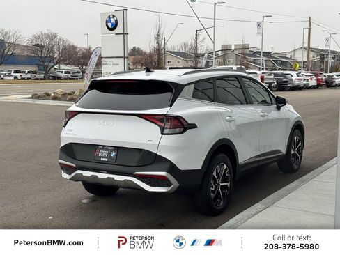 Used 2024 Kia Sportage EX image 7