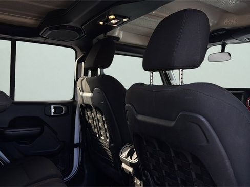 Used 2020 Jeep Wrangler Unlimited Rubicon image 18