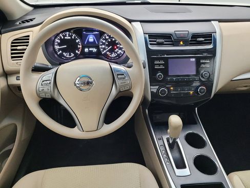 Used 2015 Nissan Altima 2.5 S w/ Power Driver Seat Package FWD image 22