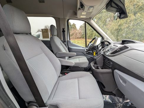 Used 2017 Ford Transit 350 XLT image 11