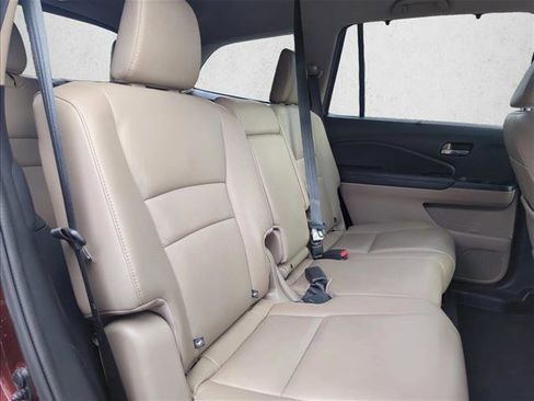 Used 2019 Honda Pilot Touring image 28