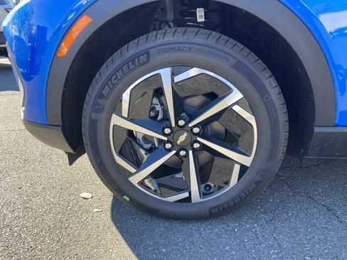 New 2026 Chevrolet Equinox EV LT image 26