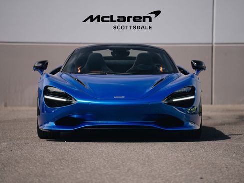 Used 2024 McLaren 750S Spider image 14