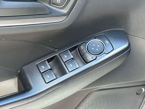 Used 2025 Ford Escape Active w/ Cold Weather Package AWD/4WD image 16