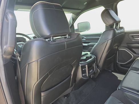 Used 2023 RAM 1500 Laramie AWD/4WD image 8
