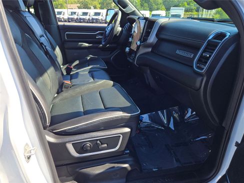 Certified 2025 RAM 1500 Laramie image 8