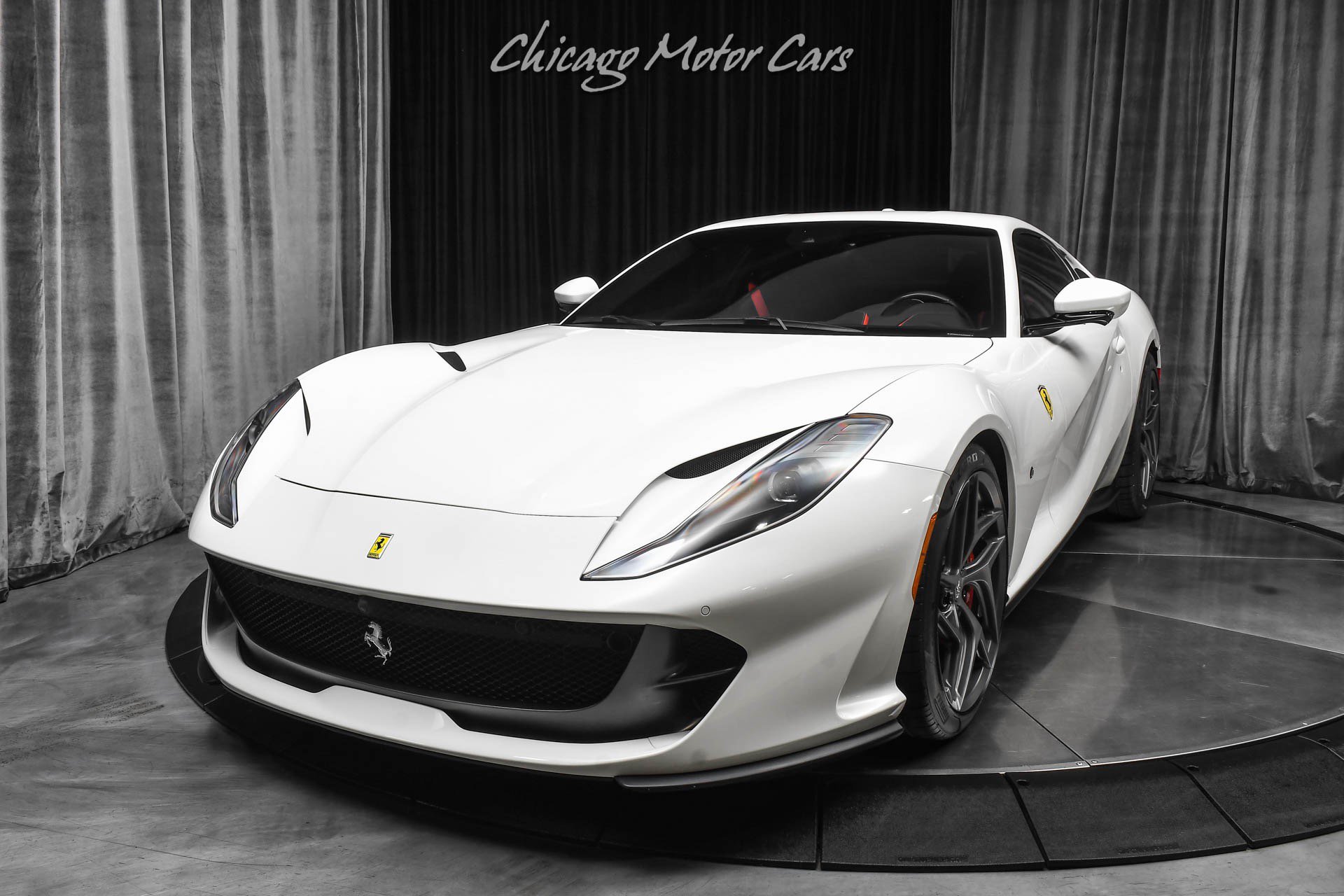 Used 2020 Ferrari 812 Superfast RWD image 2