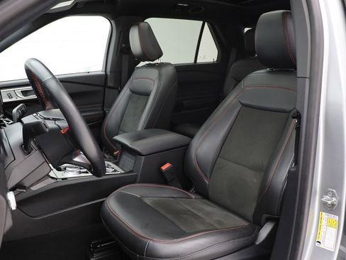 Used 2022 Ford Explorer ST-Line w/ Class IV Trailer Tow Package image 15