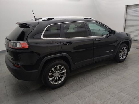 Used 2019 Jeep Cherokee Latitude Plus AWD/4WD image 10