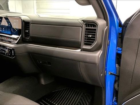 Used 2025 Chevrolet Silverado 1500 LT AWD/4WD image 19