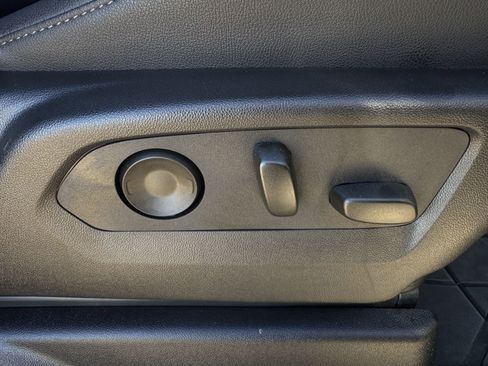 Used 2024 Chevrolet Tahoe Z71 w/ Luxury Package image 30