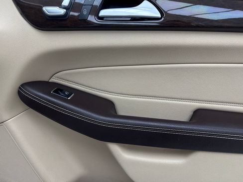 Used 2016 Mercedes-Benz GLE 350 4MATIC w/ Premium Package image 44
