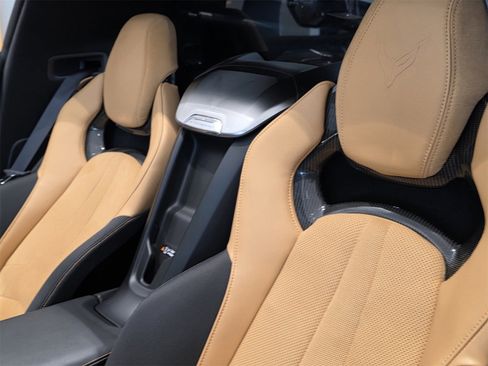 Used 2020 Chevrolet Corvette Stingray Preferred Cpe w/ 2LT Preferred Equipment Group image 12