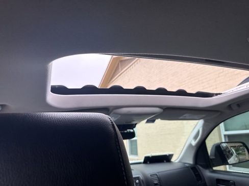 Used 2019 Toyota Sequoia TRD Sport w/ TRD Sport Premium Package image 10