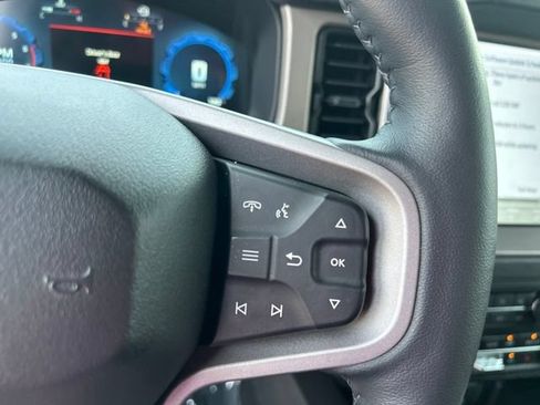 Used 2025 Ford Bronco Outer Banks AWD/4WD image 19