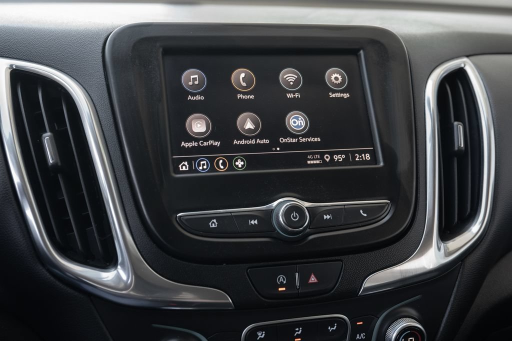 Used 2024 Chevrolet Equinox LT FWD image 29