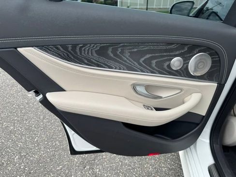 Used 2021 Mercedes-Benz E 350 4MATIC Sedan w/ Premium Package image 16