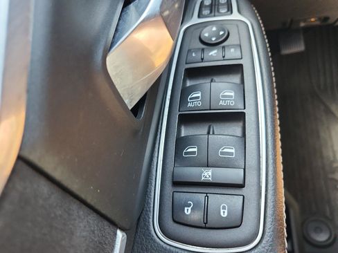 Used 2023 RAM 2500 Laramie w/ Night Edition AWD/4WD image 27