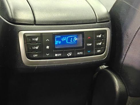 Used 2016 Toyota Highlander Limited AWD/4WD image 29