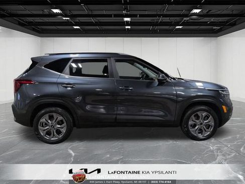 Used 2024 Kia Seltos S AWD/4WD image 9
