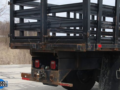 Used 2018 Ford F750 2WD Regular Cab Super Duty image 34