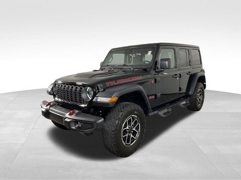 Used 2024 Jeep Wrangler Unlimited Rubicon w/ Technology Group image 4