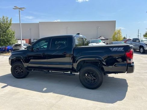 Used 2023 Toyota Tacoma SR AWD/4WD image 5