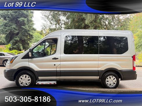 Used 2017 Ford Transit 150 XL image 4