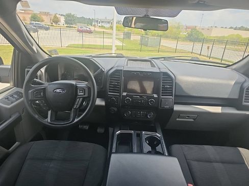 Used 2018 Ford F150 XL w/ Equipment Group 101A Mid AWD/4WD image 26