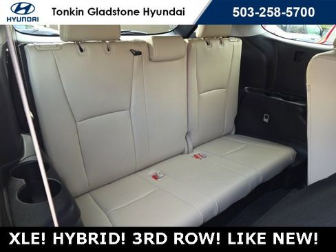 Used 2022 Toyota Highlander XLE image 26