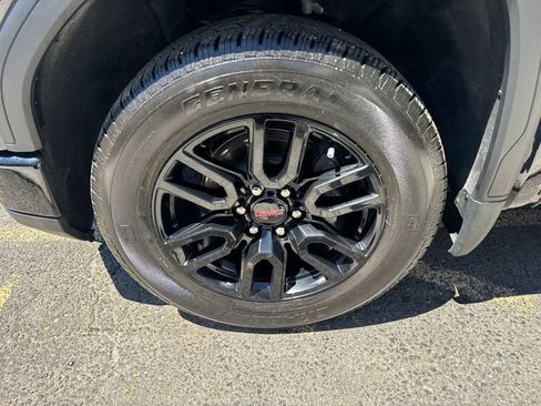 Used 2024 GMC Sierra 1500 Elevation AWD/4WD image 25