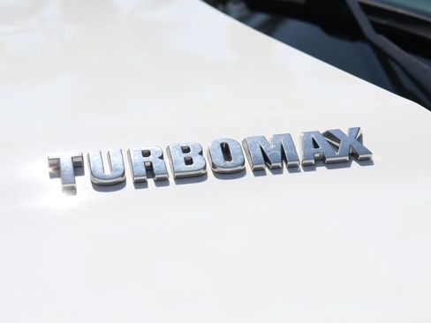 Used 2025 Chevrolet Silverado 1500 LT w/ Leather Package AWD/4WD image 52