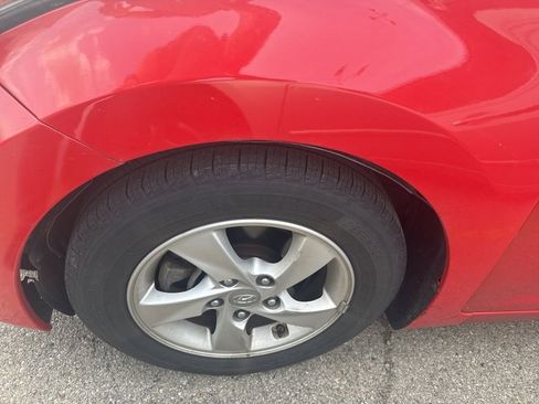 Used 2014 Hyundai Elantra SE image 13