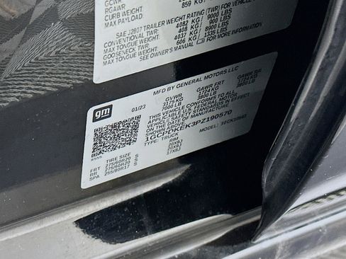 Used 2023 Chevrolet Silverado 1500 LT image 12