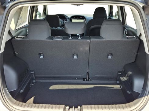 New 2025 Kia Soul S image 10