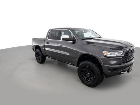 Used 2019 RAM 1500 Limited AWD/4WD image 3
