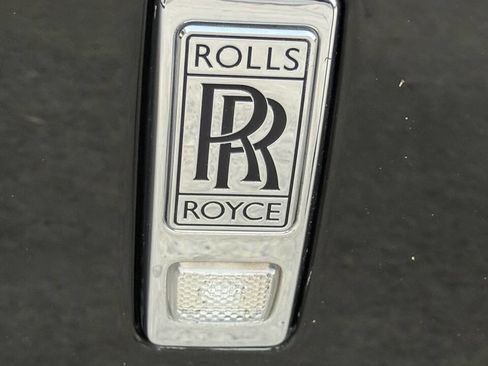 Used 2016 Rolls-Royce Wraith image 41