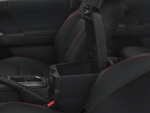 Used 2017 Toyota Tacoma TRD Off-Road image 15