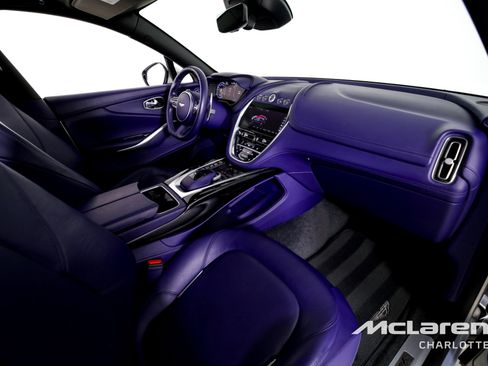 Used 2021 Aston Martin DBX image 29