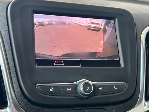 Used 2023 Chevrolet Equinox LT w/ Driver Convenience Package FWD image 19