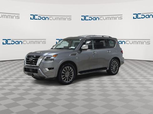 Used 2022 Nissan Armada Platinum w/ Captain's Chairs Package image 4