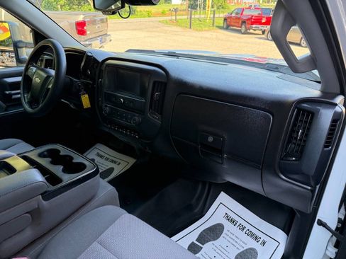 Used 2018 Chevrolet Silverado 1500 W/T w/ WT Fleet Convenience Package AWD/4WD image 13