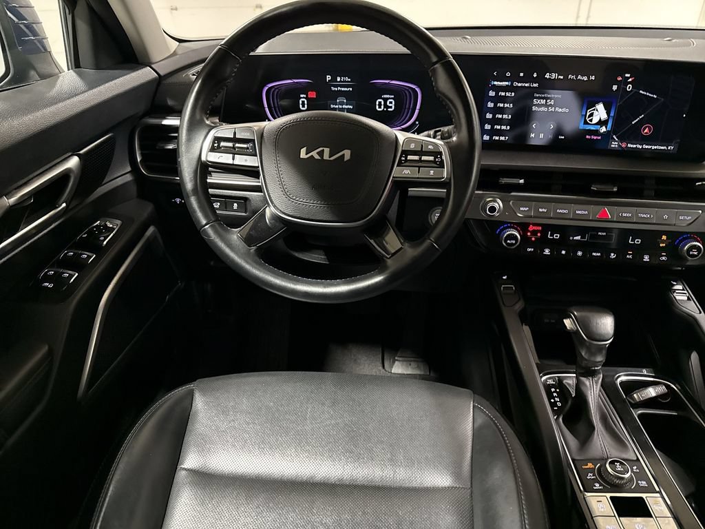 Used 2025 Kia Telluride S AWD/4WD image 11