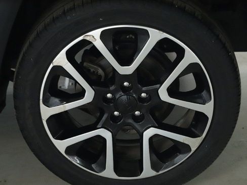 Used 2018 Jeep Compass Limited w/ Navigation Group image 41