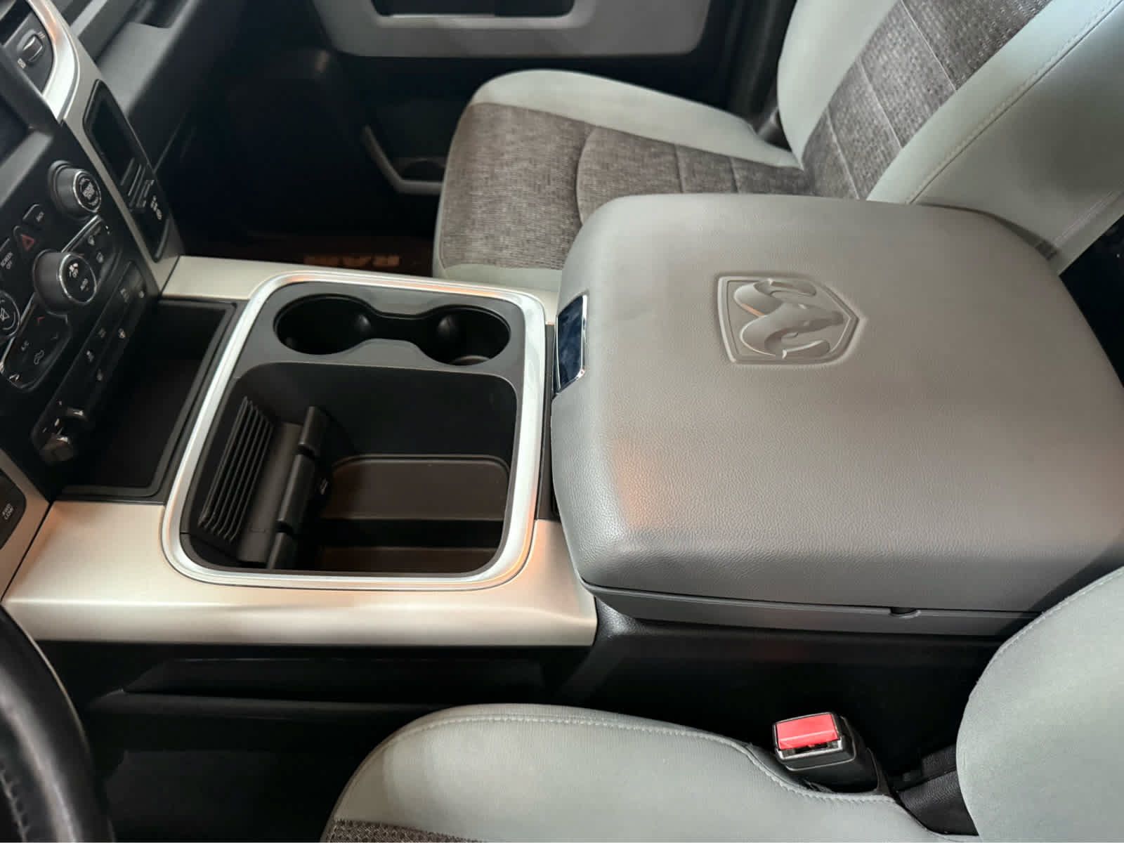 Used 2019 RAM 1500 Warlock AWD/4WD image 22