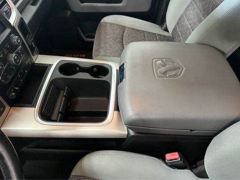 Used 2019 RAM 1500 Warlock AWD/4WD image 22