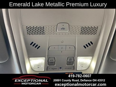Used 2025 Cadillac XT5 Premium Luxury AWD/4WD image 43