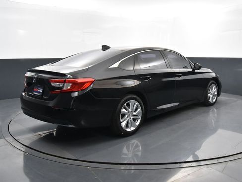 Used 2018 Honda Accord LX image 26